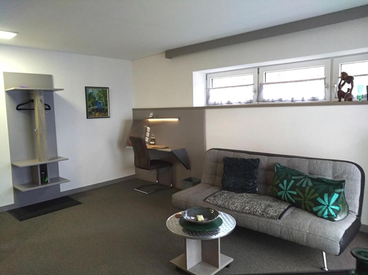 Business Apartments Hohenems Bagian luar foto