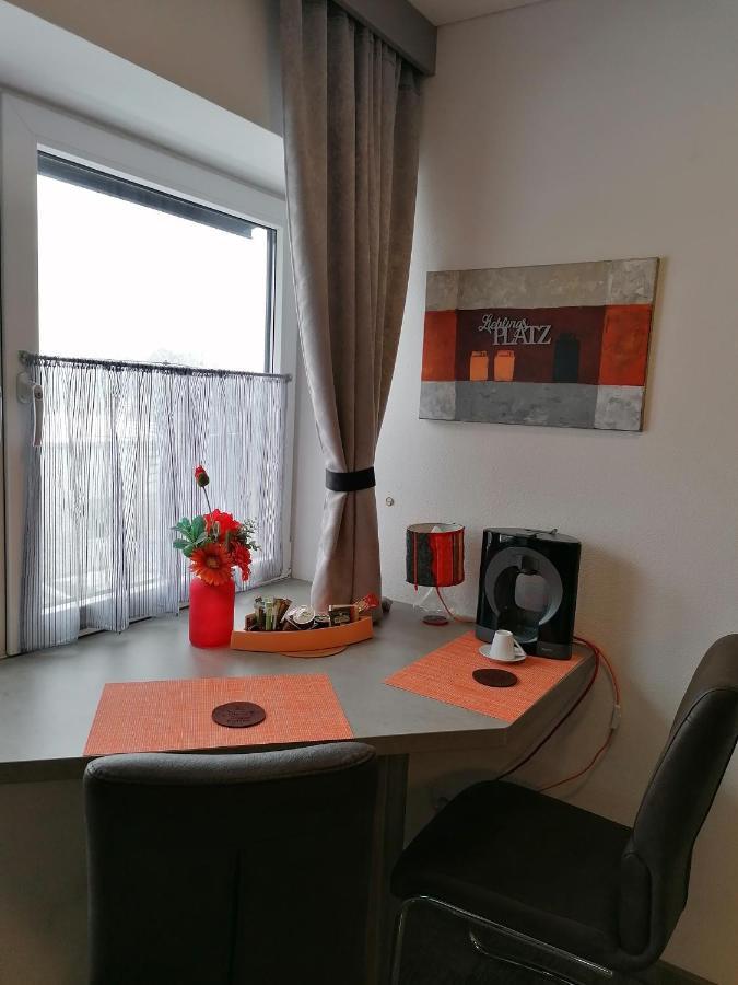 Business Apartments Hohenems Ruang foto
