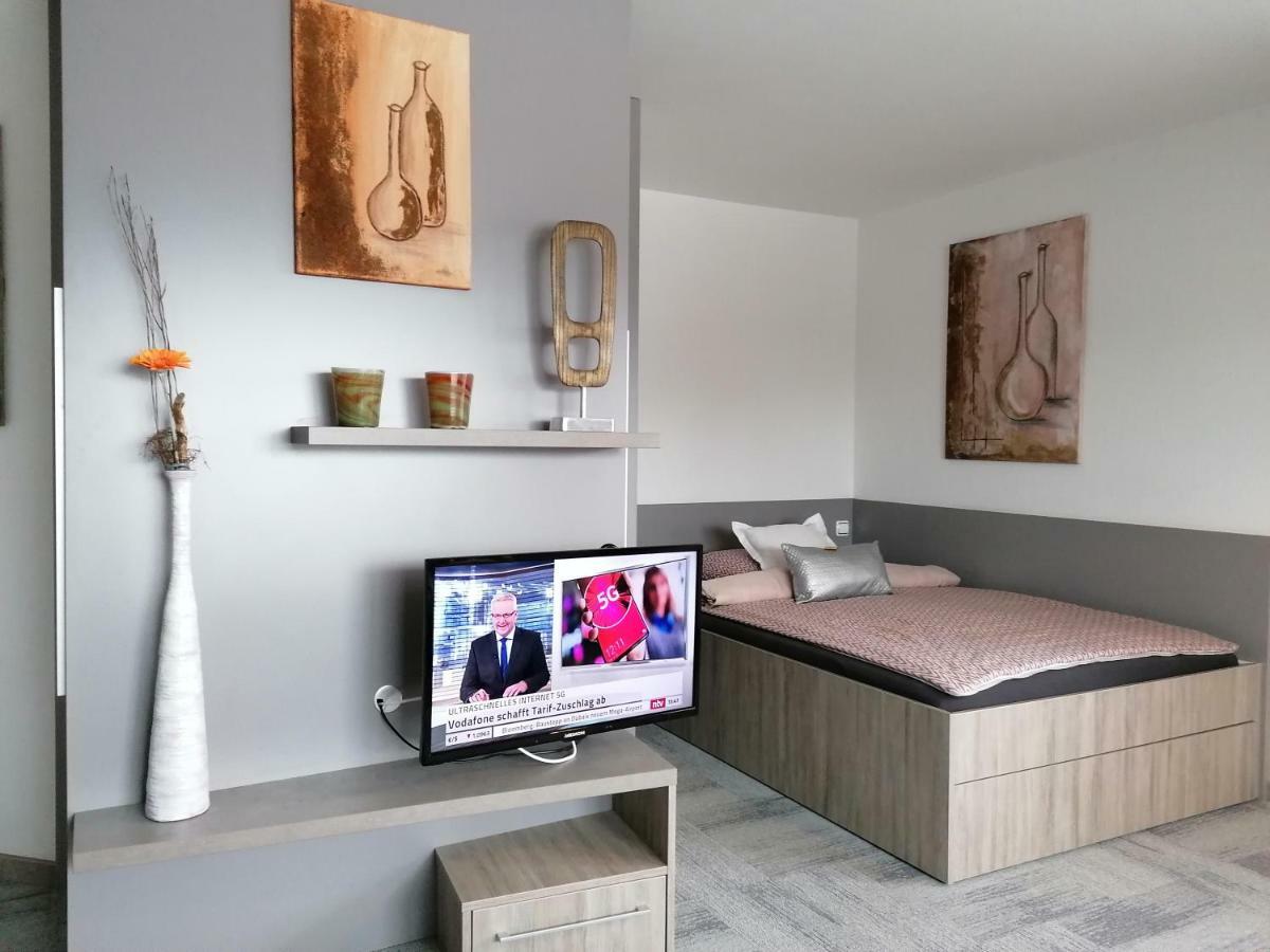 Business Apartments Hohenems Bagian luar foto