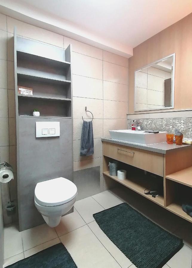 Business Apartments Hohenems Bagian luar foto